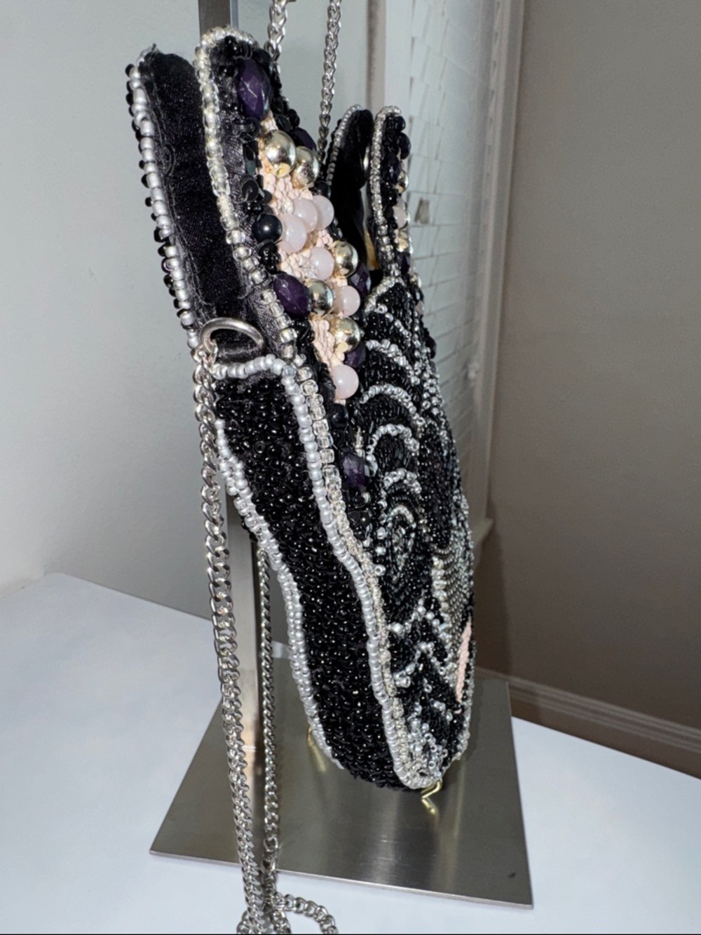Beaded French Bulldog Frenchie Crossbody Bag - Picture 2 of 7